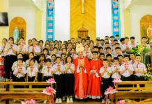 Thánh lễ ban Bí tích Thêm sức tại Giáo xứ Tân Diên