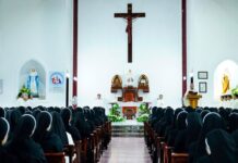 Lễ bổn mạng của hội dòng Mến Thánh giá Vinh