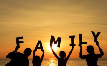 Có một ngày, cha mẹ sẽ già đi và nhỏ lại…